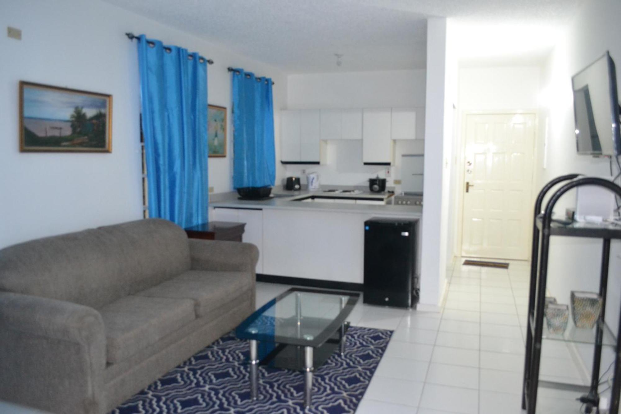 Sky Castles Apt H6 Ocho Rios Exterior photo